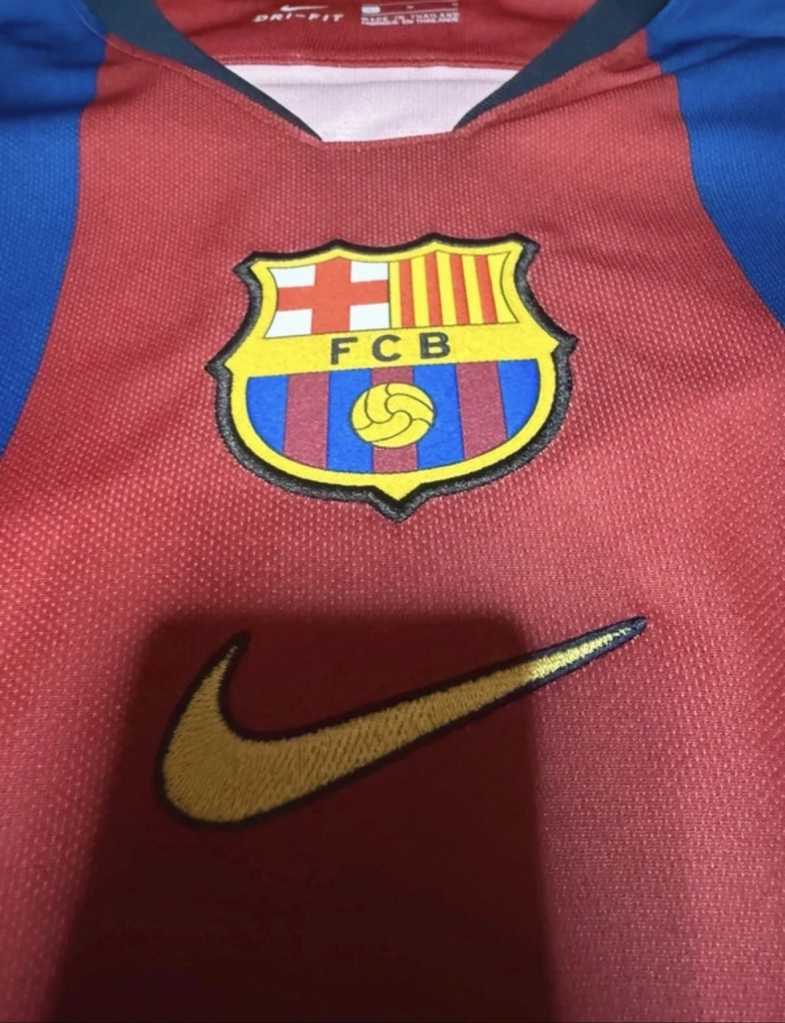 Camiseta oficial del FC Barcelona edición limitada retro 98/99 Messi talla L – photo 4